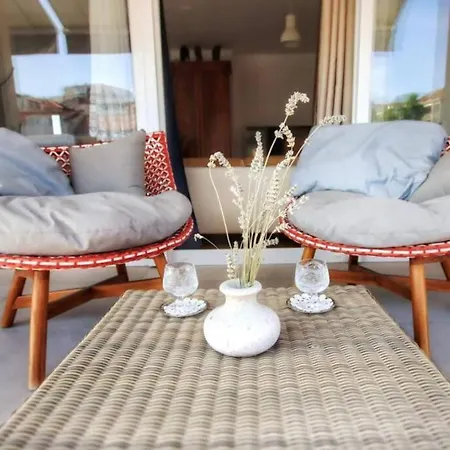 Апартаменты Deanna Luxury With Rooftop Terrace *